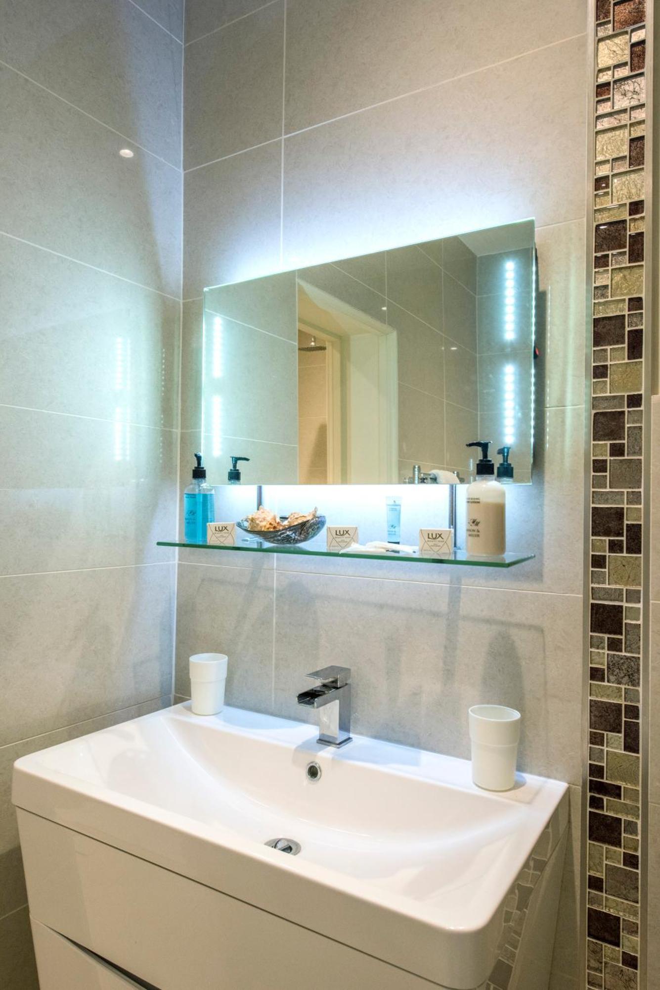 Baldwin House Hotel Stourport Екстериор снимка
